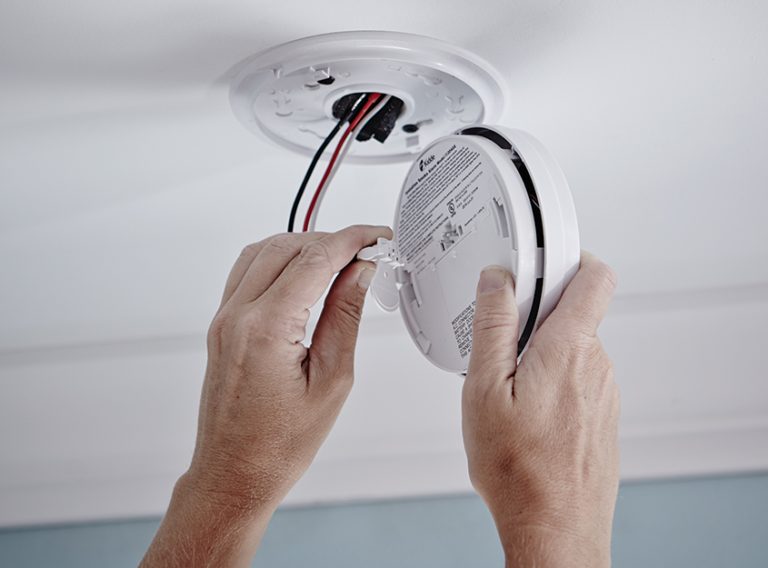 how-to-install-a-smoke-detector-step-3-768x568 Blog