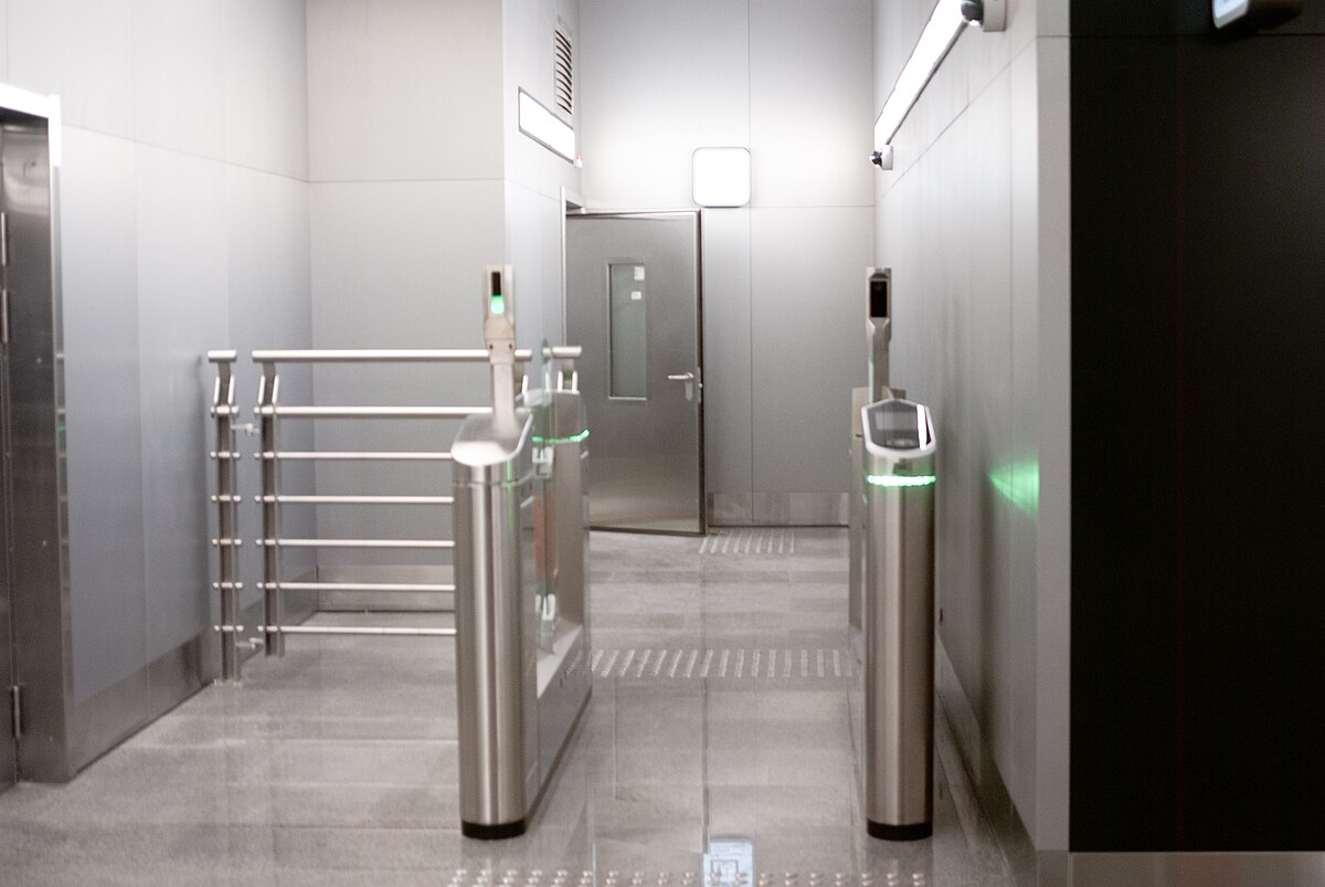 Access-Control-Vestibule