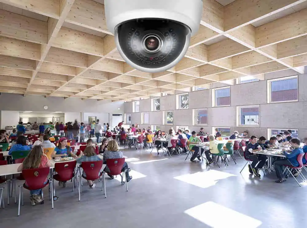 Security-Cameras-in-Schools