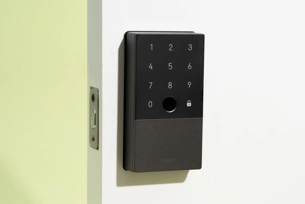 Fingerprint-Locks-For-Door