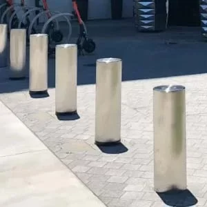 retractable-bollards-1-r40f9rtrlqjxijxf2mya9tj1yaw6yaetpqs2mdlh2w Bollard Installers in Houston